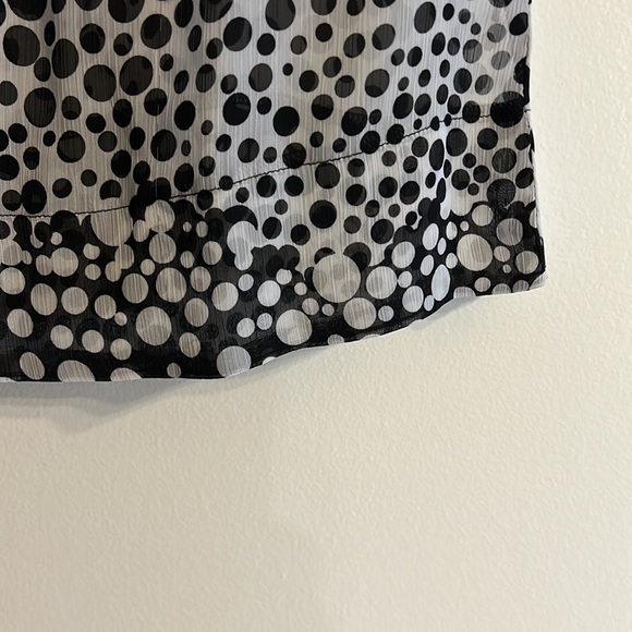 Top - Picture 4 of 6